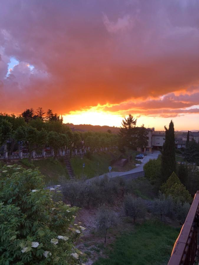 Il Girasole Lejlighed Castel Ritaldi Eksteriør billede